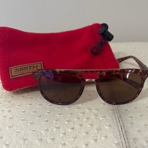 SMITH OPTICS: Woman’s Crusader Polarized Sunglasses in Yellow Tortoise